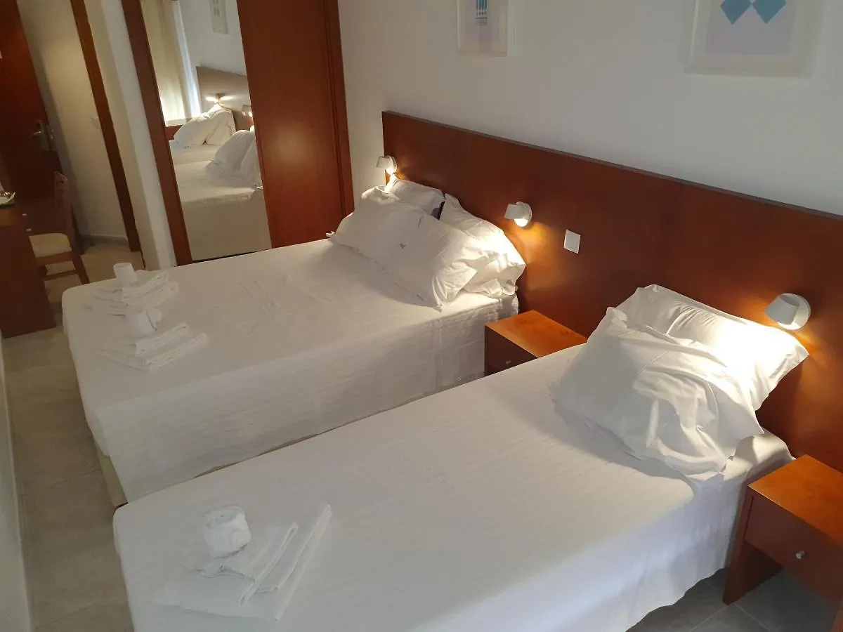 Hospedaria Buganvilia Alvor