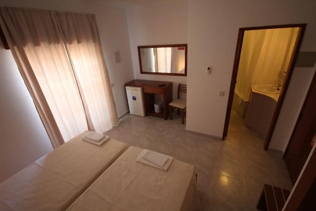 Hospedaria Buganvilia Alvor