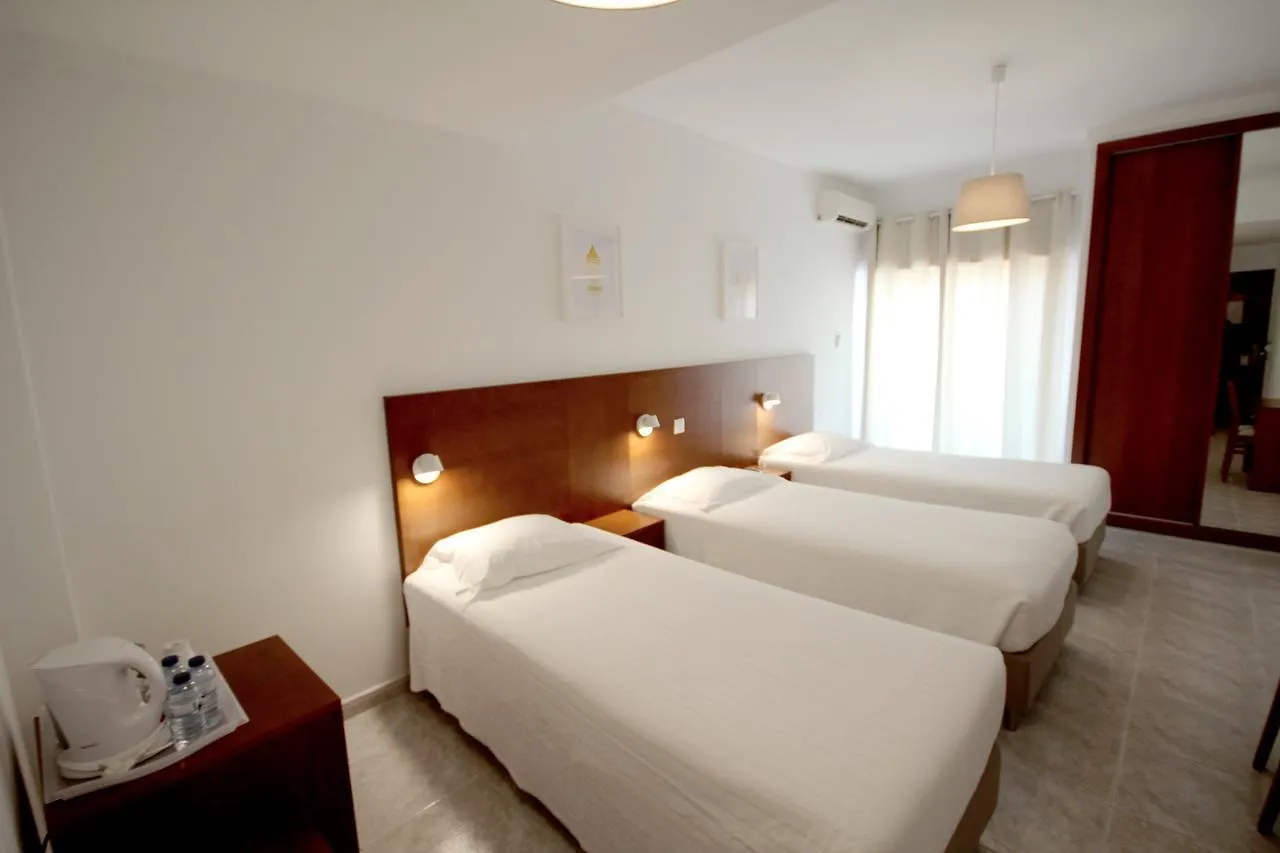 Hospedaria Buganvilia Alvor 0*,  Portugal